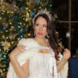 Meet your Posher, Anastasia